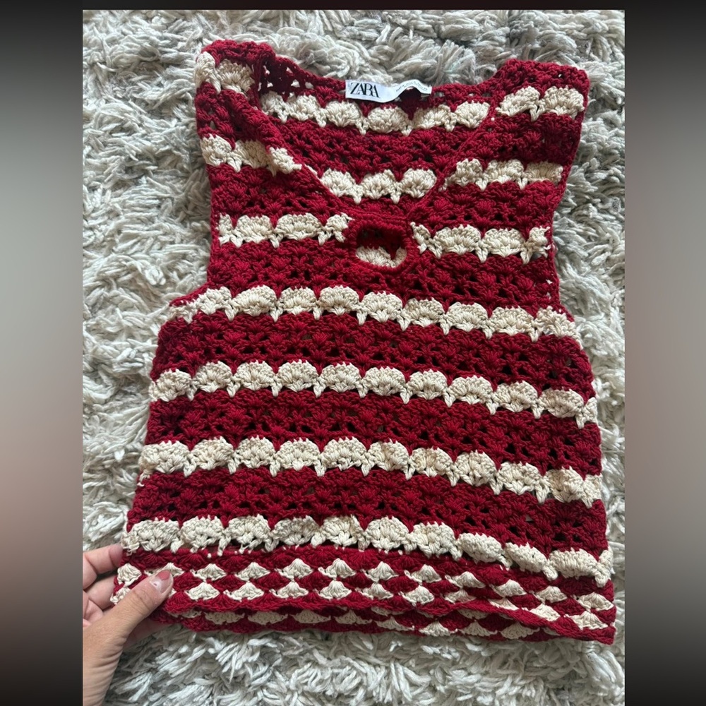 Crotchet Red and Nude Zara top